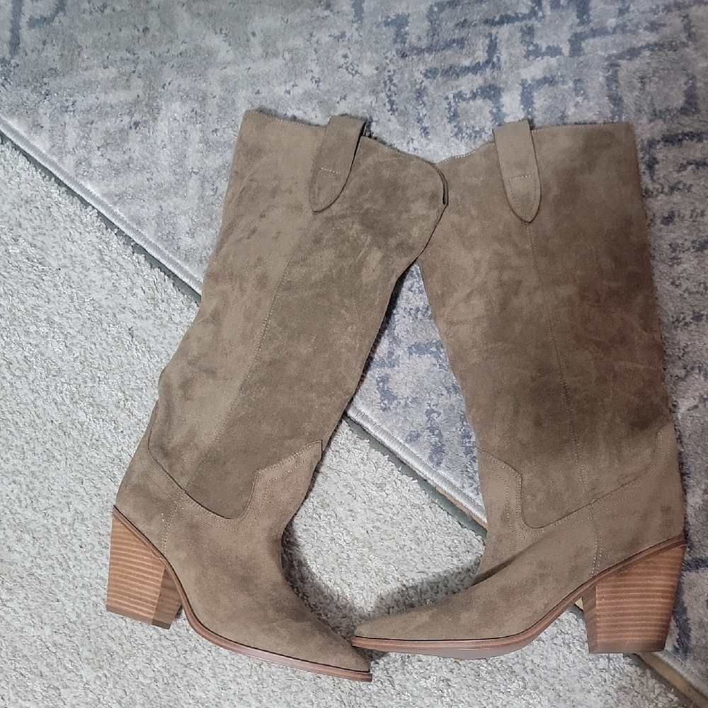 Steve Madden Taupe Heeled Boots